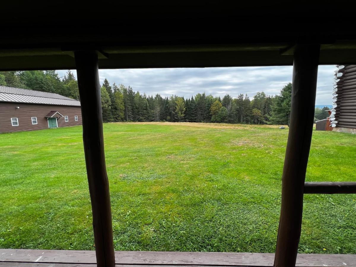 Unity Sky Lodge Jackman Eksteriør bilde