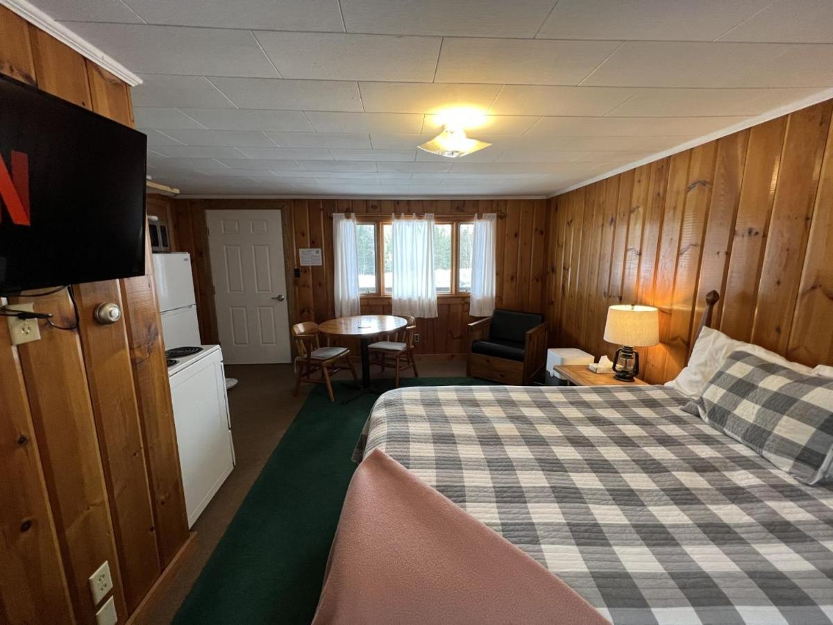 Unity Sky Lodge Jackman Eksteriør bilde